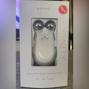 NuFACE Trinity Advanced Facial Toning Device - White